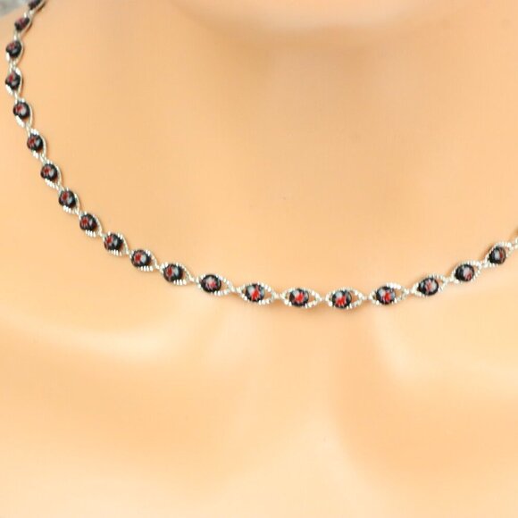 "Minimalist Necklace – Timeless, Elegant Jewelry for Her, MAR091255 - Picture 6 of 10
